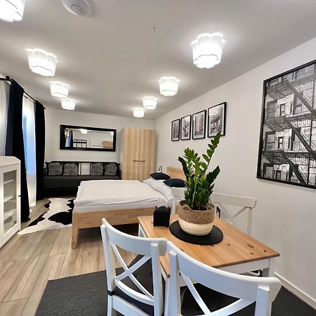 Apartmany Benesov Benesov nad Ploucnici Eksteriør bilde