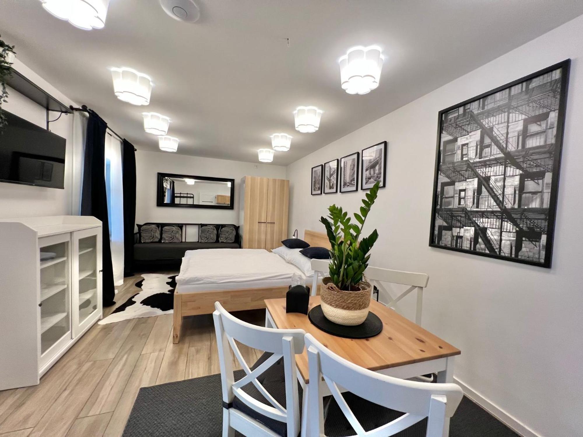 Apartmany Benesov Benesov nad Ploucnici Eksteriør bilde