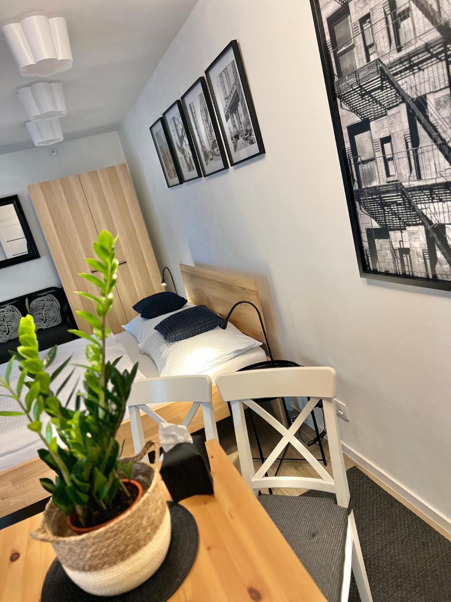 Apartmany Benesov Benesov nad Ploucnici Eksteriør bilde