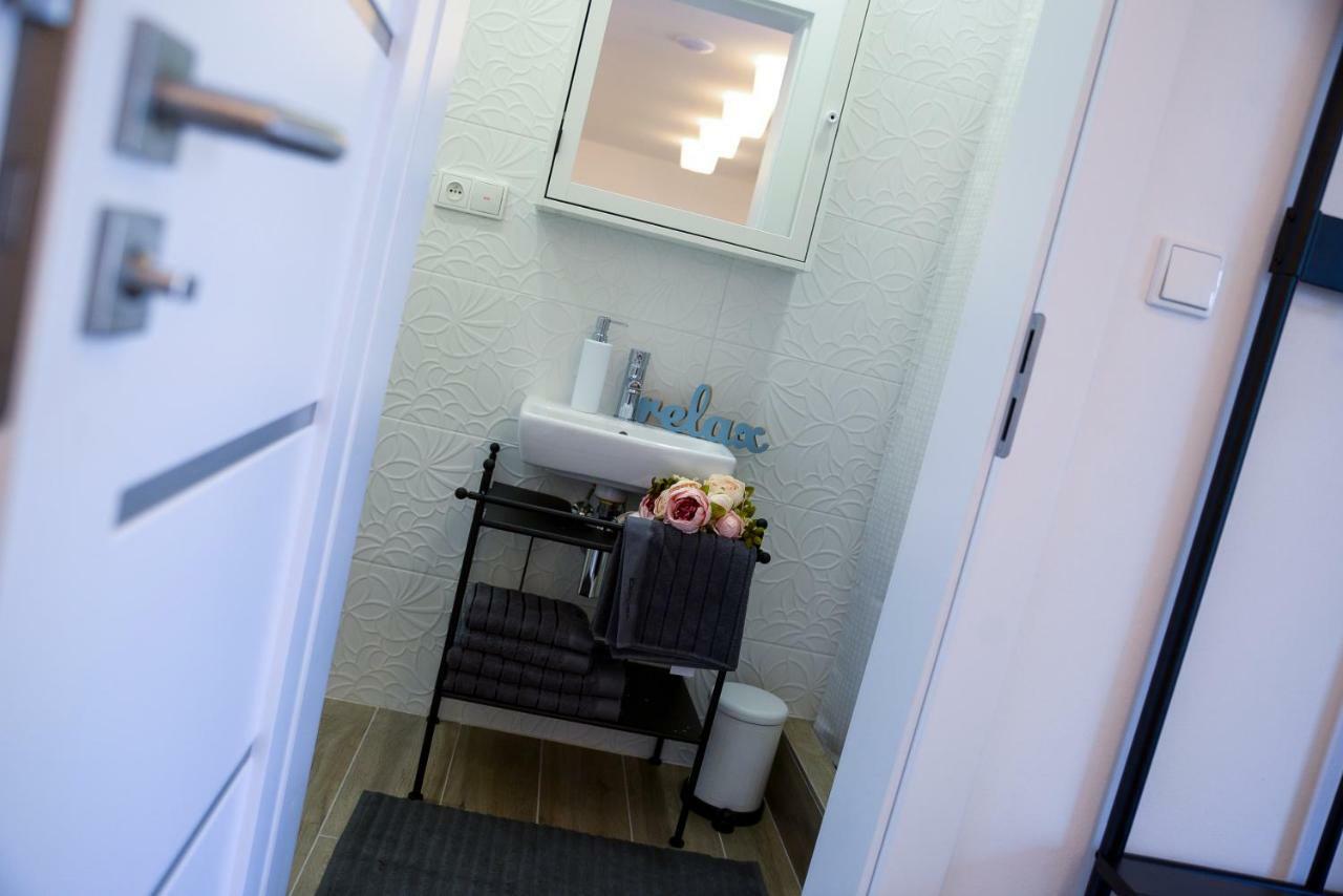 Apartmany Benesov Benesov nad Ploucnici Eksteriør bilde
